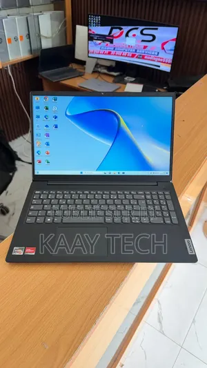 Ordinateur portable Lenovo Ideapad V14 IGL 8GB AMD Ryzen 3 SSD 512GB