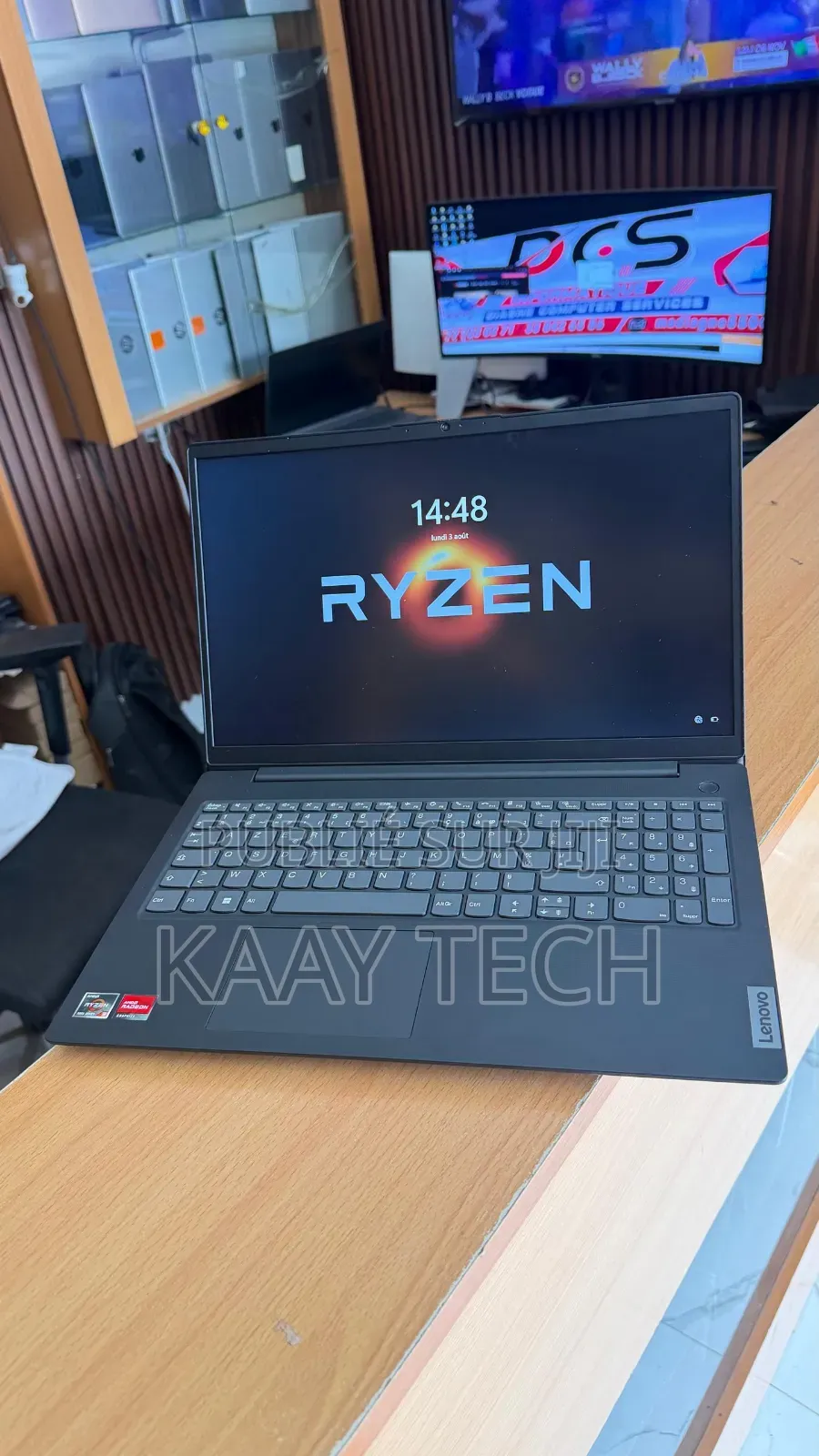 Ordinateur portable Lenovo Ideapad V14 IGL 8GB AMD Ryzen 3 SSD 512GB