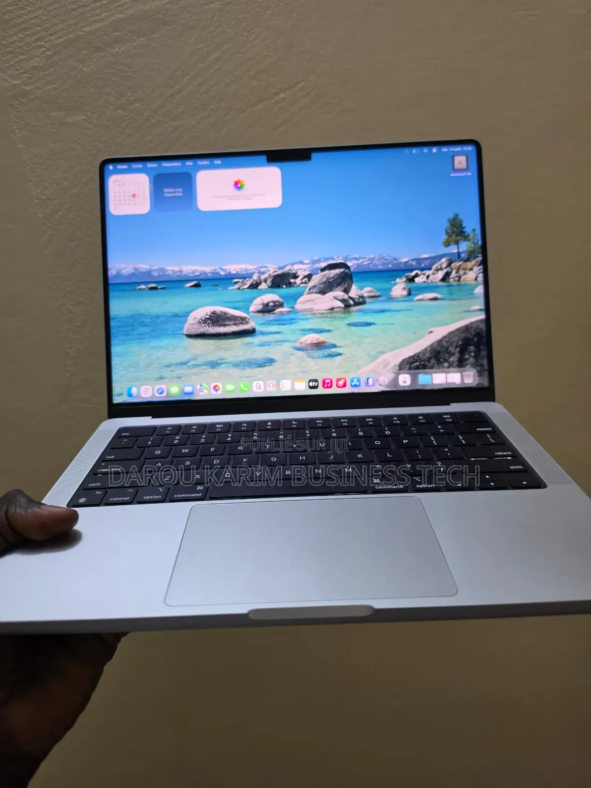Nouveau Apple MacBook Pro 2023 M3 16GB Apple M3 SSD 512GB