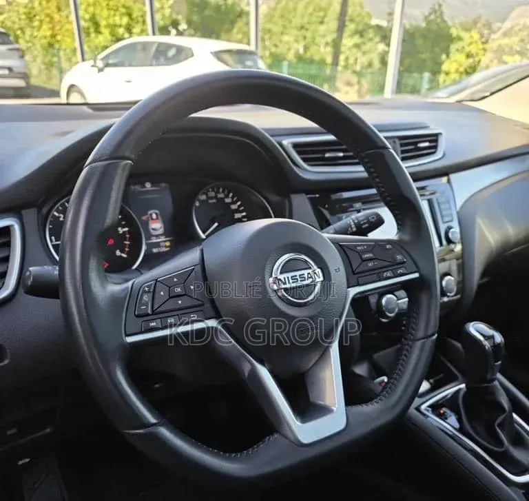 Nissan Qashqai 2018 Gris