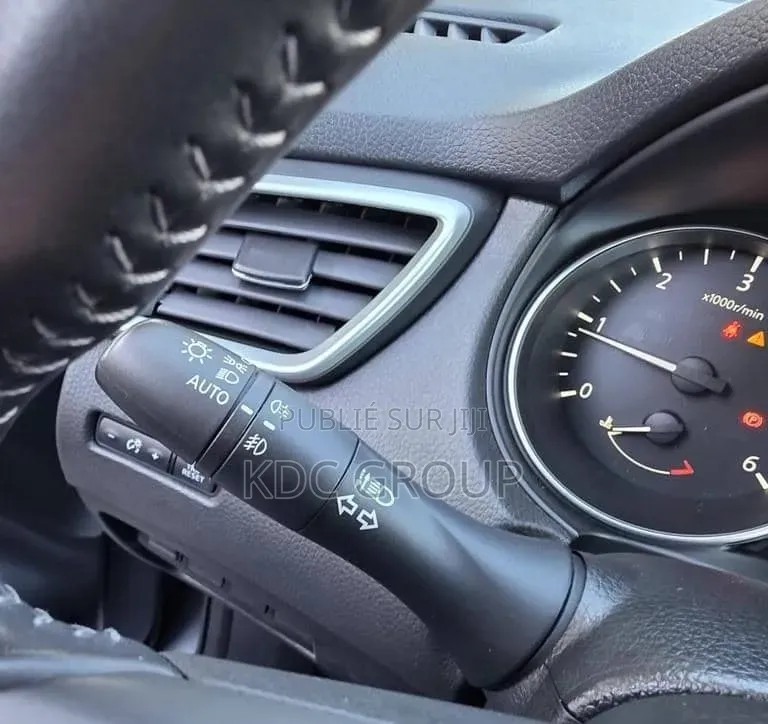 Nissan Qashqai 2018 Gris