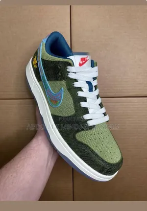 Air Force SB Croco Disponible