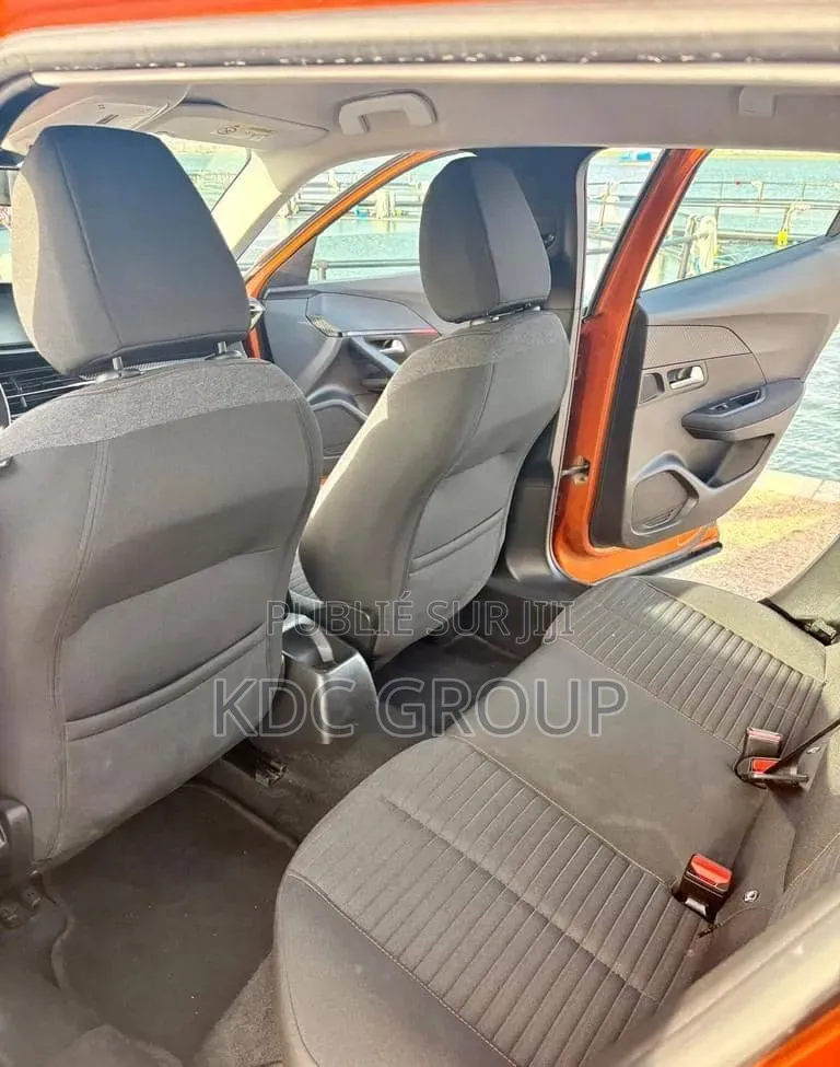 Peugeot 2008 2020 Orange