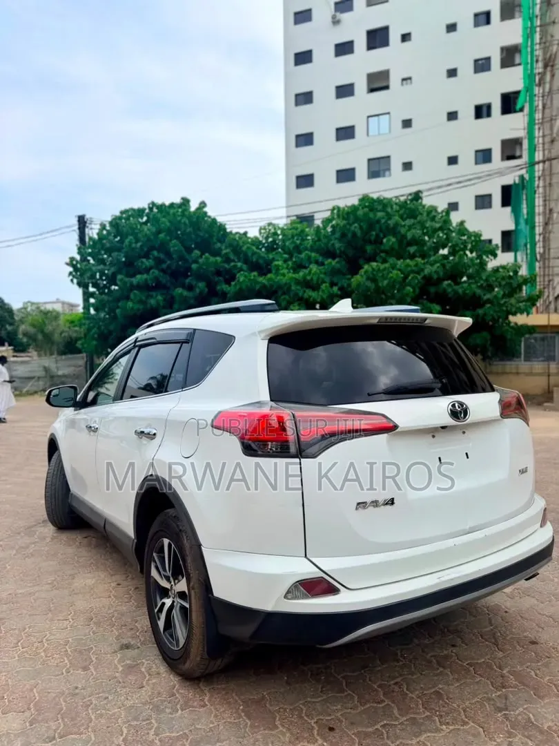 Toyota RAV4 2017 Blanc
