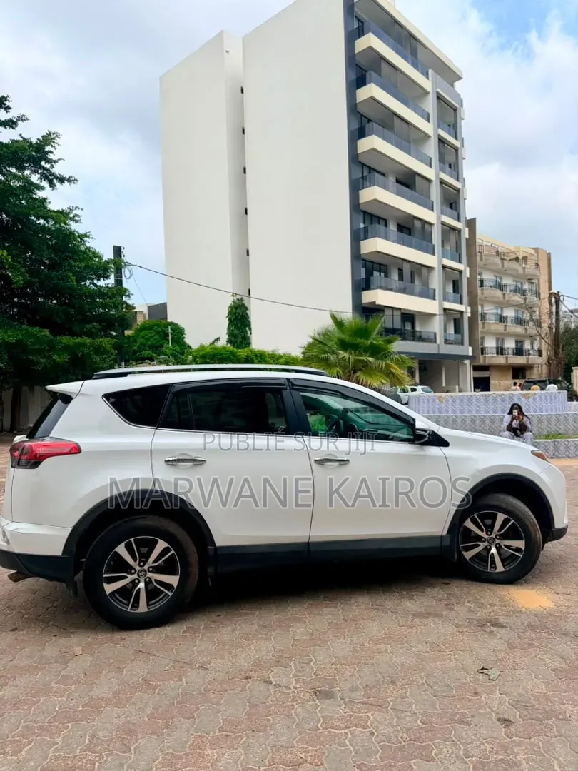 Toyota RAV4 2017 Blanc