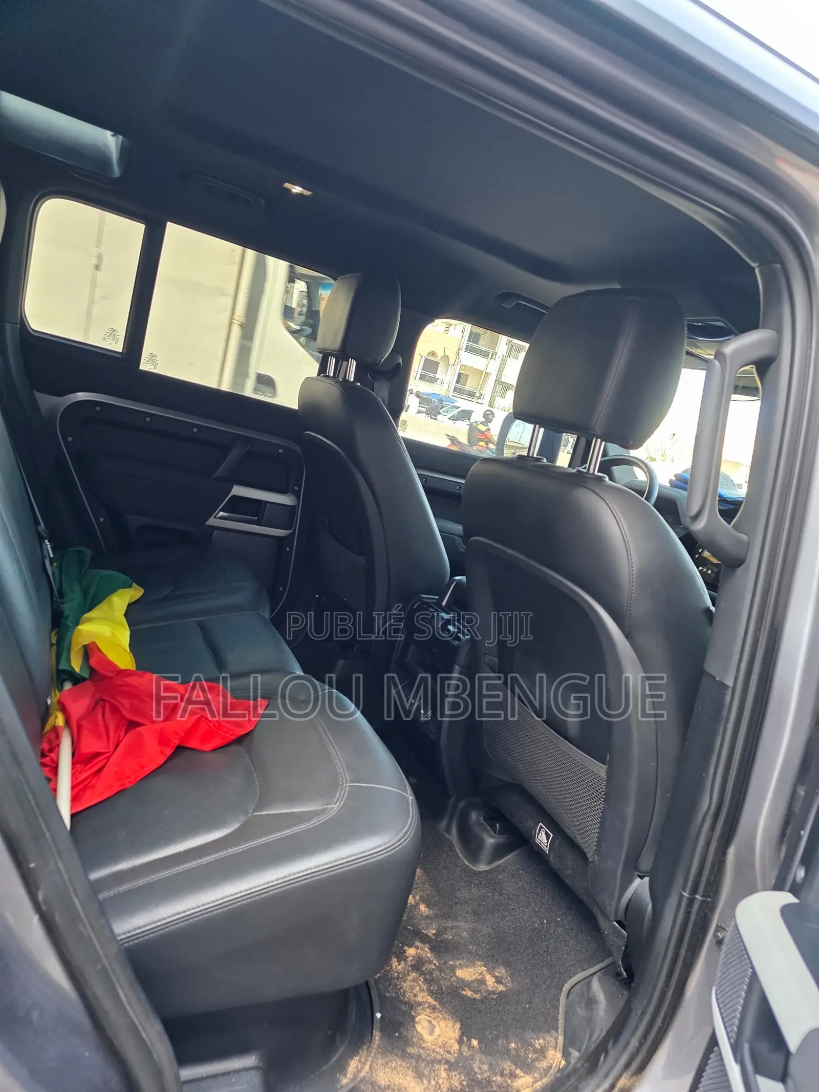 Land Rover Defender 2024 Gris