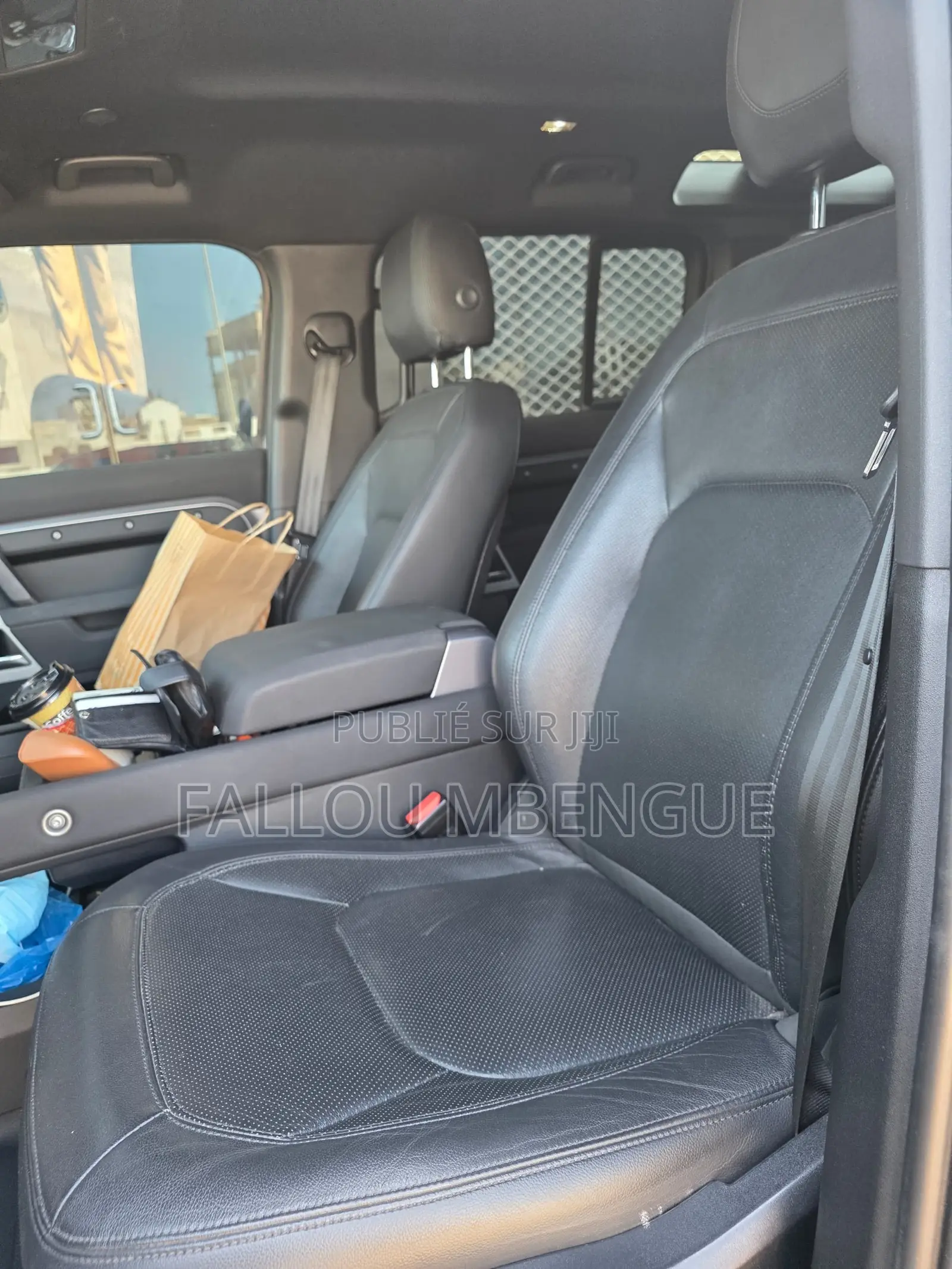 Land Rover Defender 2024 Gris