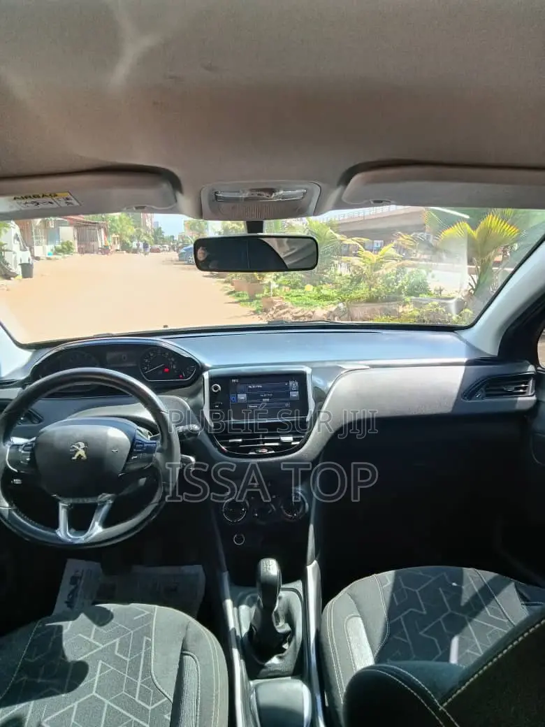Peugeot 2008 2016 Gris