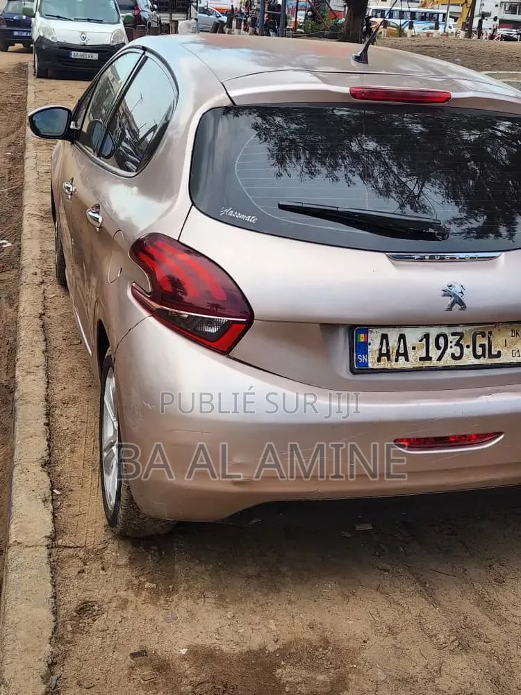 Peugeot 208 2014 Beige