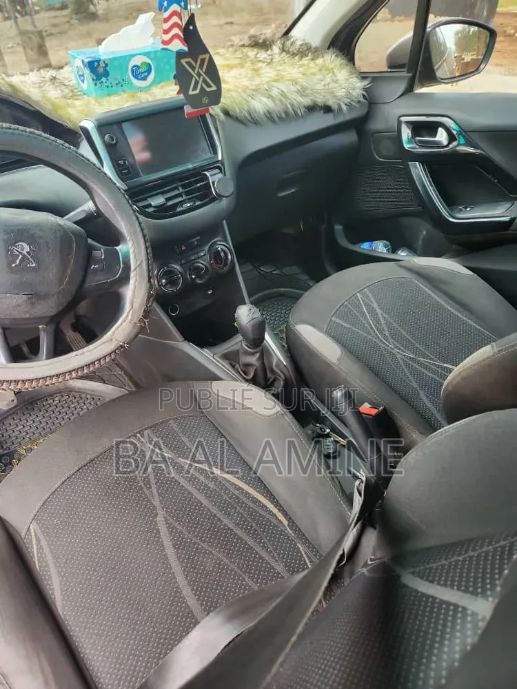 Peugeot 208 2014 Beige
