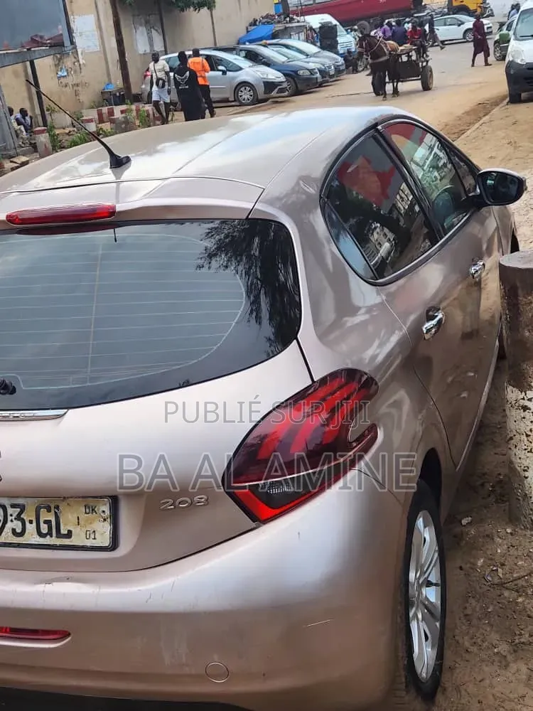 Peugeot 208 2014 Beige