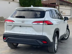 Toyota Corolla Cross 2023 Blanc