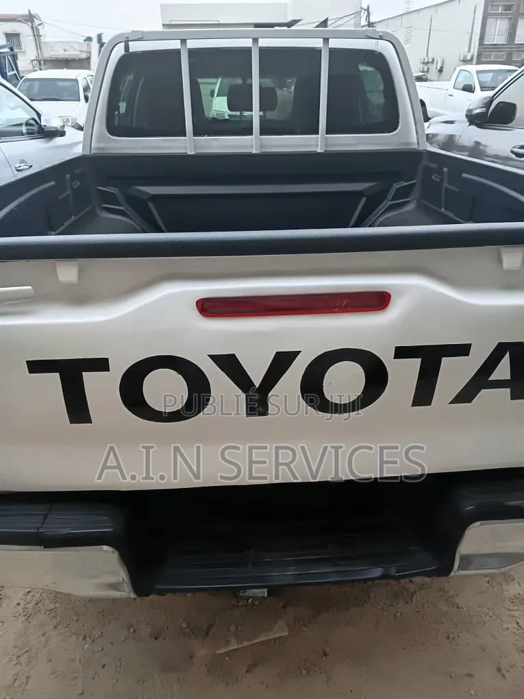 Toyota Hilux 2021 Blanc