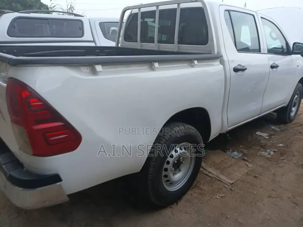 Toyota Hilux 2021 Blanc