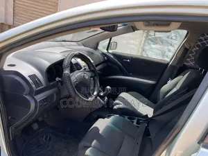 Toyota Verso 2009 Gris