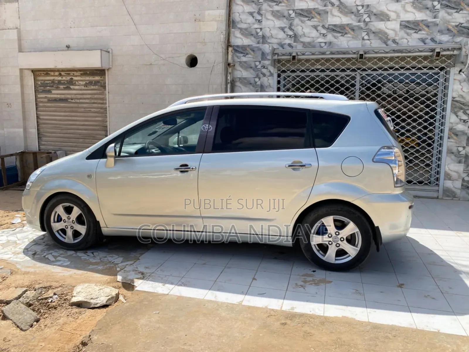 Toyota Verso 2009 Gris