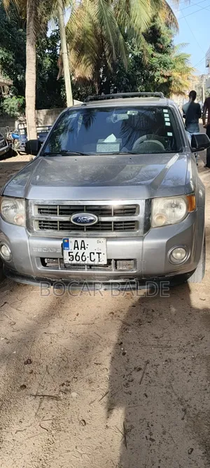 Ford Explorer 2012 Gris