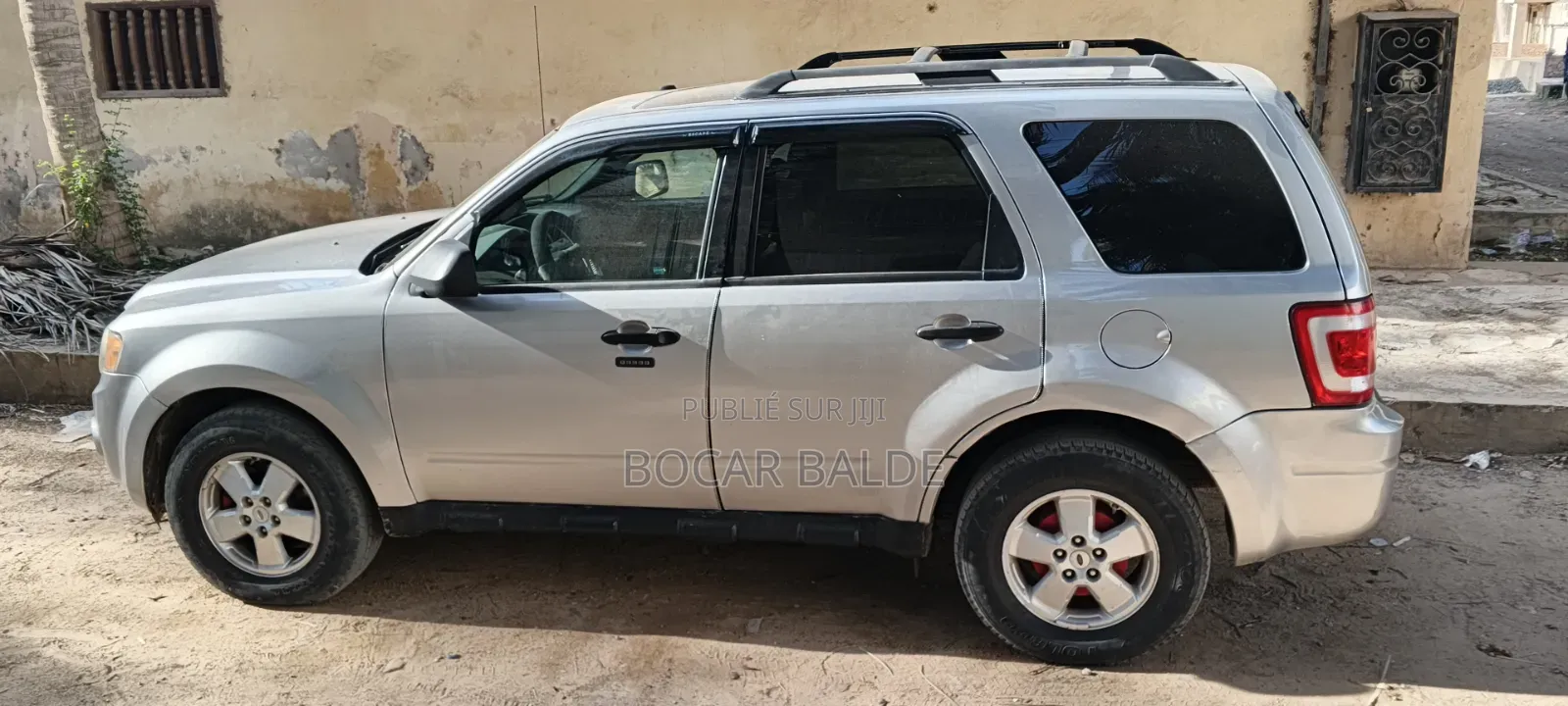 Ford Explorer 2012 Gris