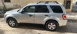 Ford Explorer 2012 Gris