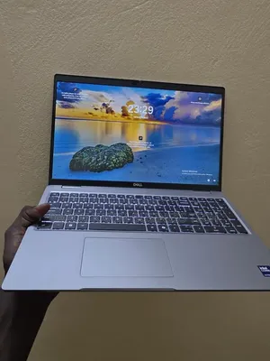 Nouveau Dell Precision 3591 32GB Intel Core Ultra 7 SSD 512GB