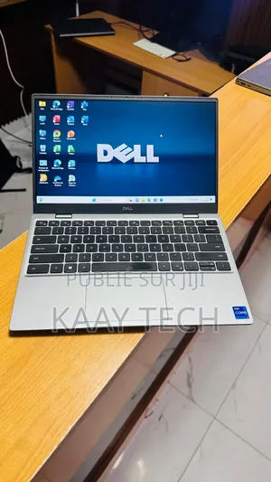Ordinateur portable Dell Latitude 3320 8GB Intel Core i7 SSD 256GB