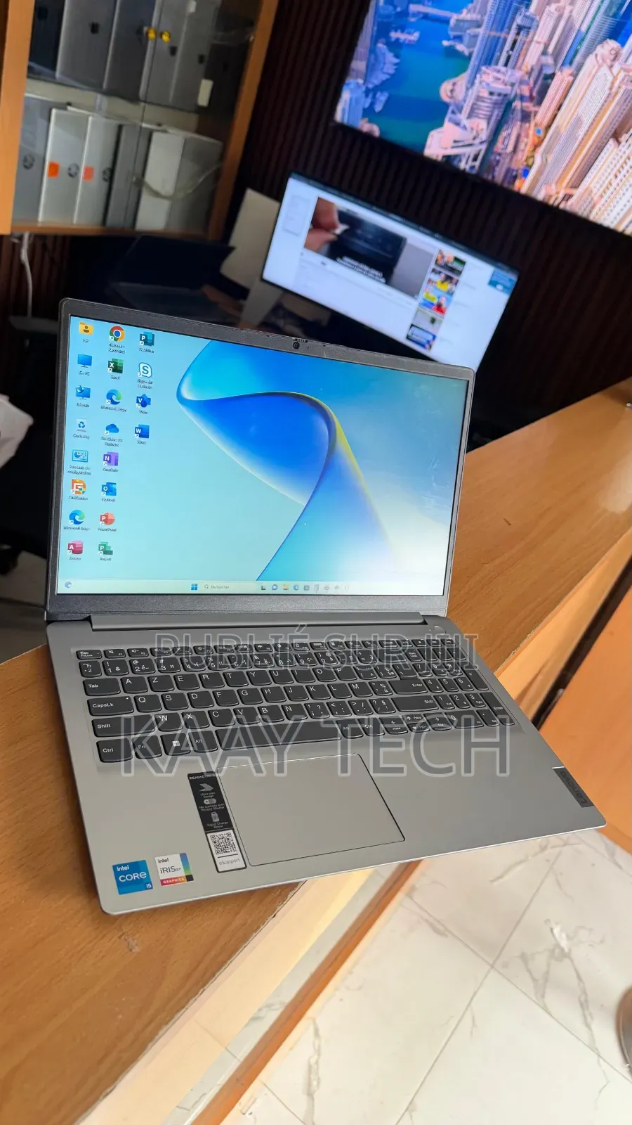 Ordinateur portable Lenovo IdeaPad 1 16GB Intel Core i5 SSD 512GB