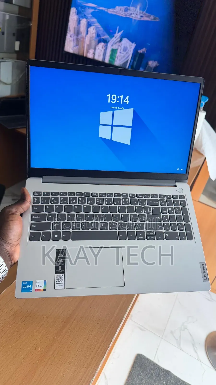 Ordinateur portable Lenovo IdeaPad 1 16GB Intel Core i5 SSD 512GB