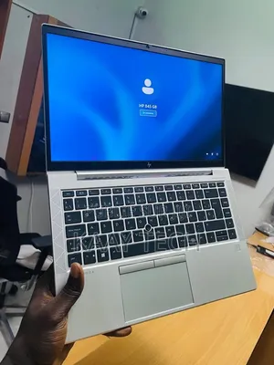 Ordinateur portable HP EliteBook 845 G8 16GB AMD Ryzen 7 SSD 256GB