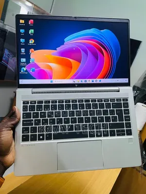 Ordinateur portable HP EliteBook 645 G9 16GB AMD Ryzen 7 SSD 512GB