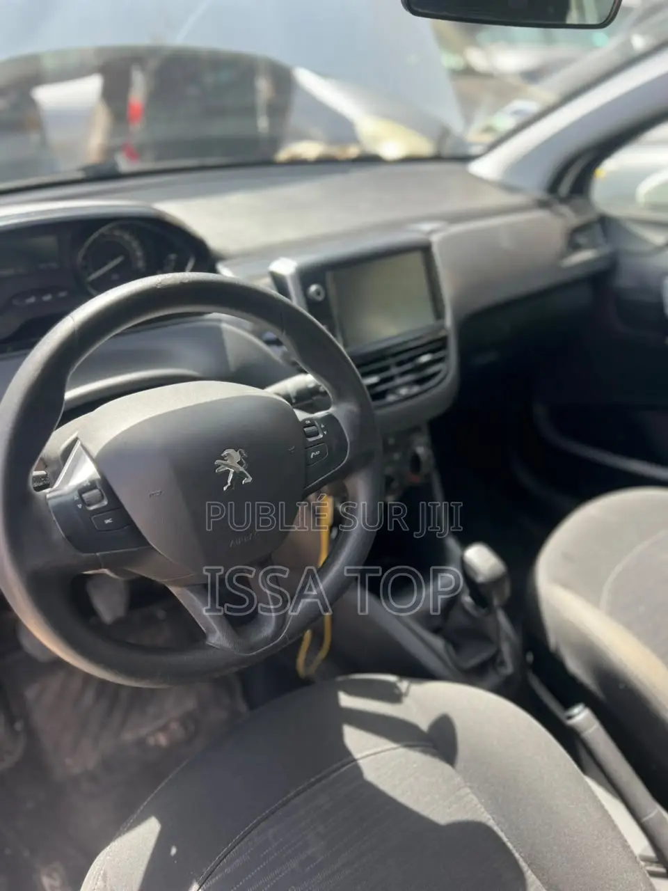 Peugeot 208 2018 Blanc