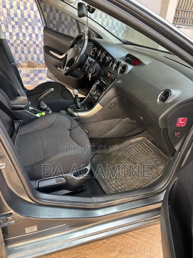 Peugeot 308 2013 Gris