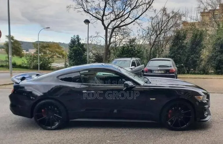 Ford Mustang 2016 Noir