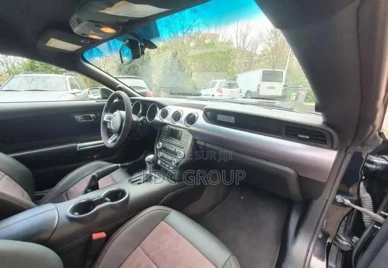 Ford Mustang 2016 Noir