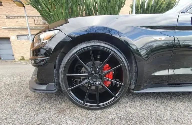 Ford Mustang 2016 Noir