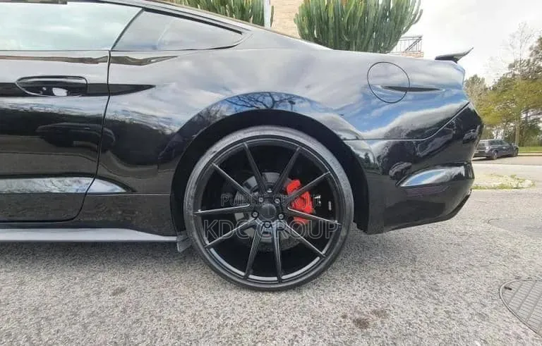 Ford Mustang 2016 Noir