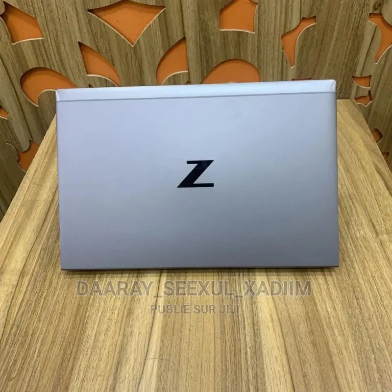 New HP ZBook Firefly G8 16GB Intel Core I5 SSD 256GB
