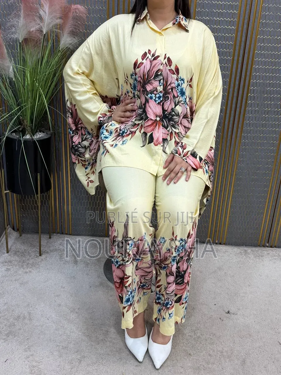 Ensemble Grande Dame Venant Du Maroc