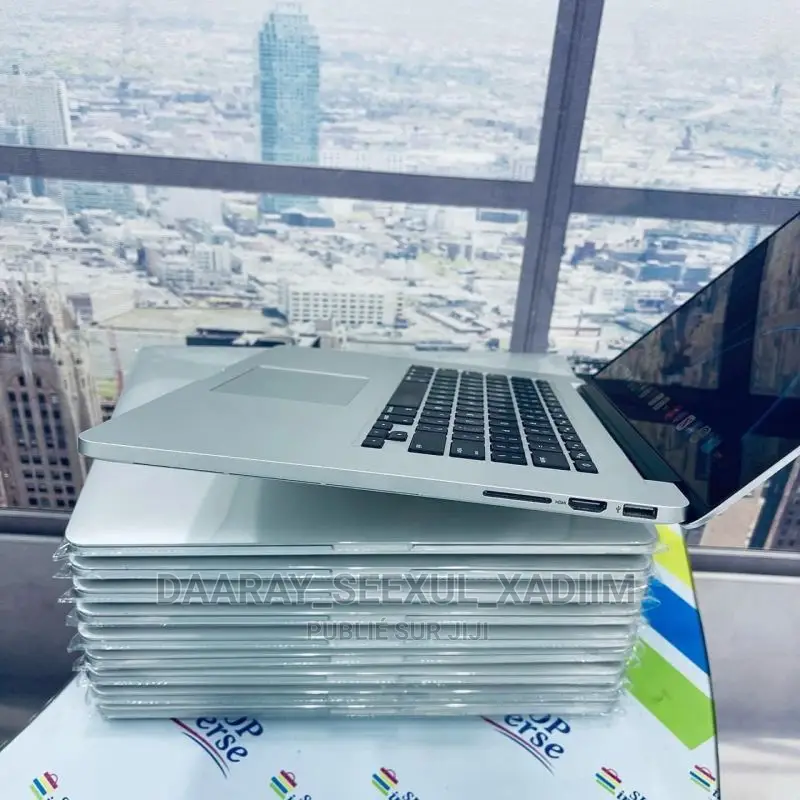 New Ordinateur Portable Apple MacBook Pro 2017 8GB Intel SSD 256GB