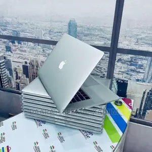 New Ordinateur Portable Apple MacBook Pro 2017 8GB Intel SSD 256GB