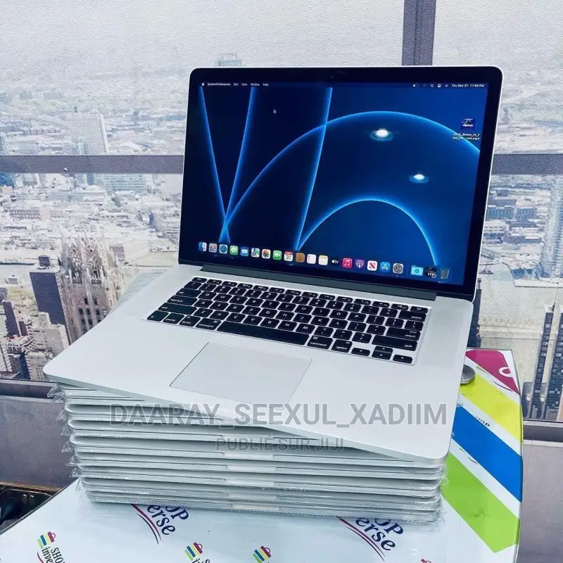 New Ordinateur Portable Apple MacBook Pro 2017 8GB Intel SSD 256GB