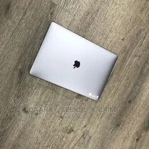 New Apple MacBook Pro 2017 16GB Intel Core I7 SSD 512GB