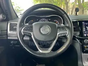 Jeep Grand Cherokee 2022 Noir