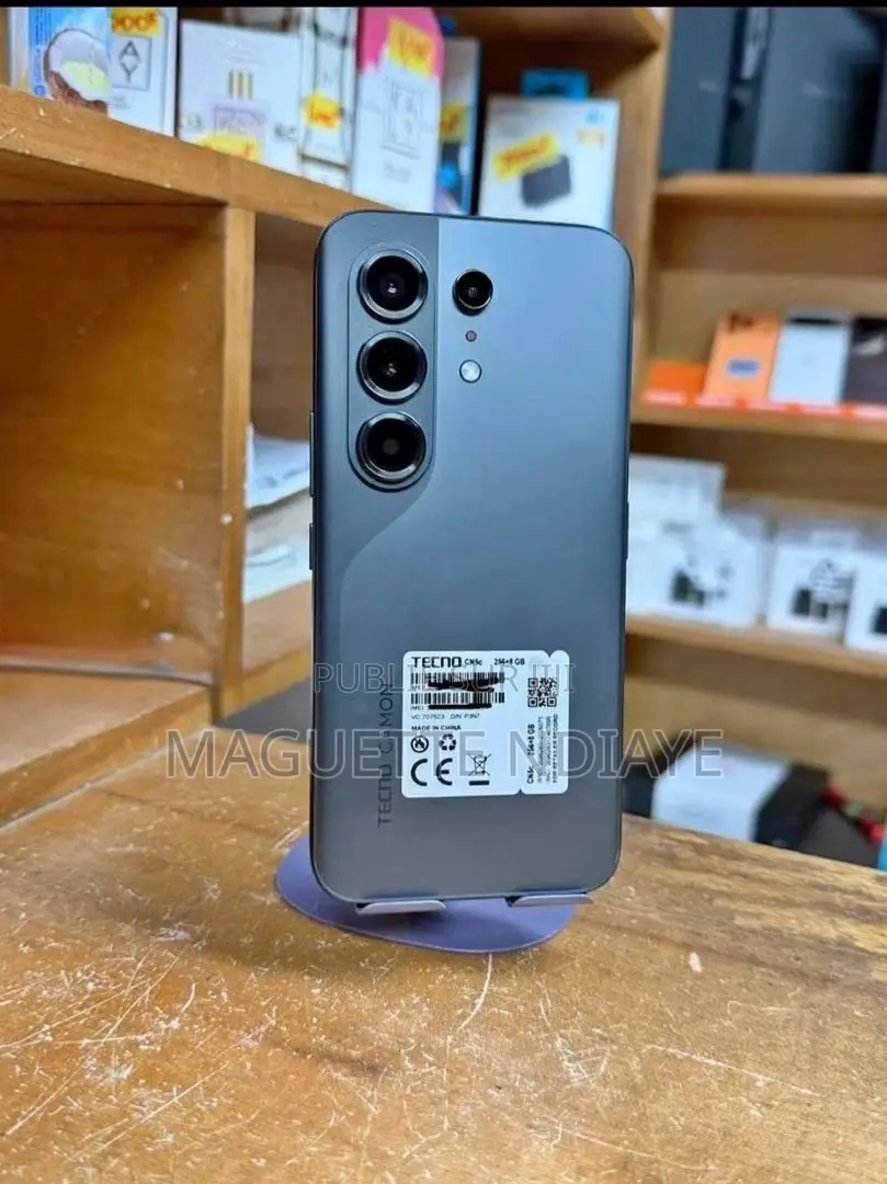 Nouveau Tecno Camon 50 Pro 256 GB Gris