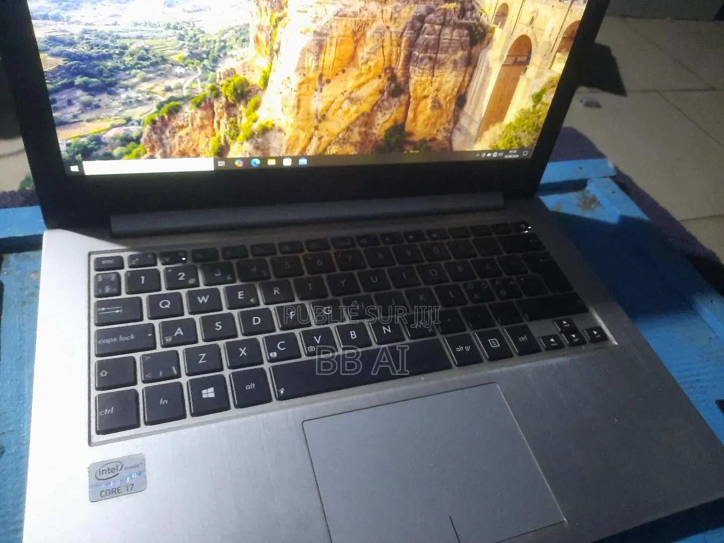 Ordinateur portable Asus A42JC 4GB Intel Core i7 SSD 128GB