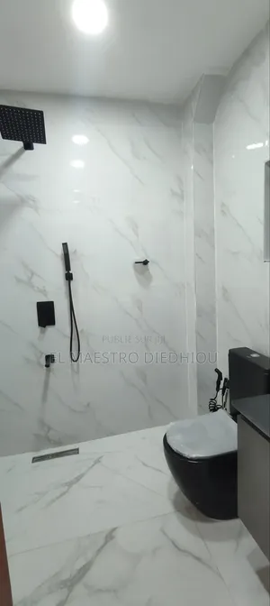 4chbre Appartement dans Appartement 4, Ouakam à Louer
