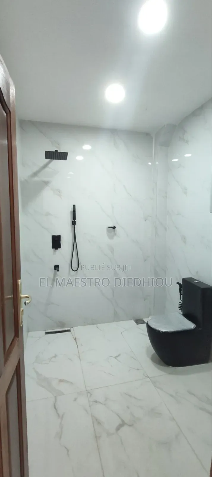 4chbre Appartement dans Appartement 4, Ouakam à Louer