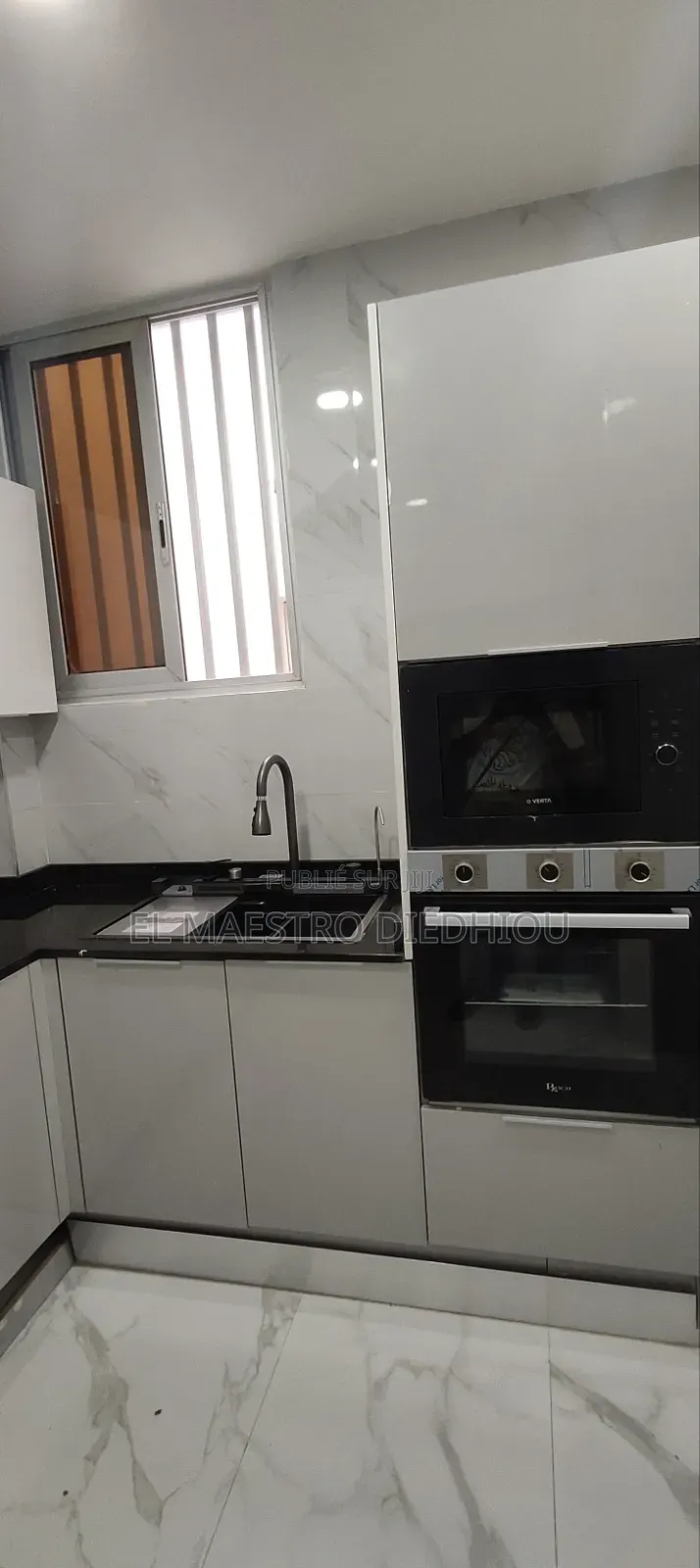 4chbre Appartement dans Appartement 4, Ouakam à Louer