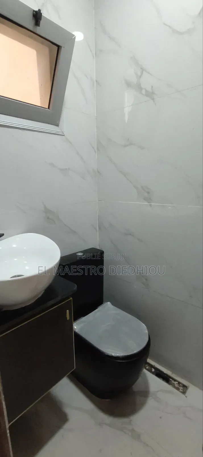 4chbre Appartement dans Appartement 4, Ouakam à Louer