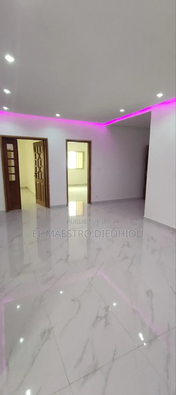 4chbre Appartement dans Appartement 4, Ouakam à Louer