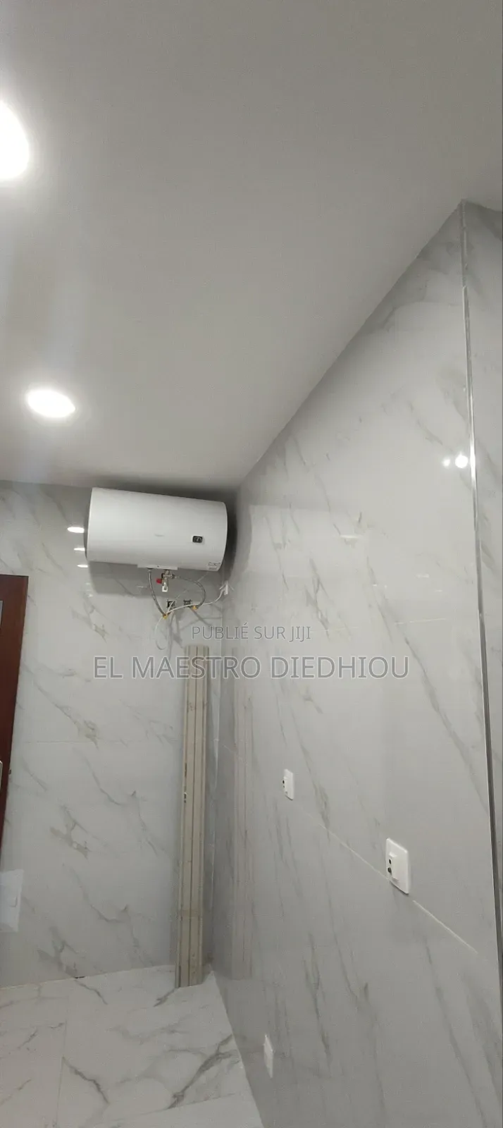 4chbre Appartement dans Appartement 4, Ouakam à Louer